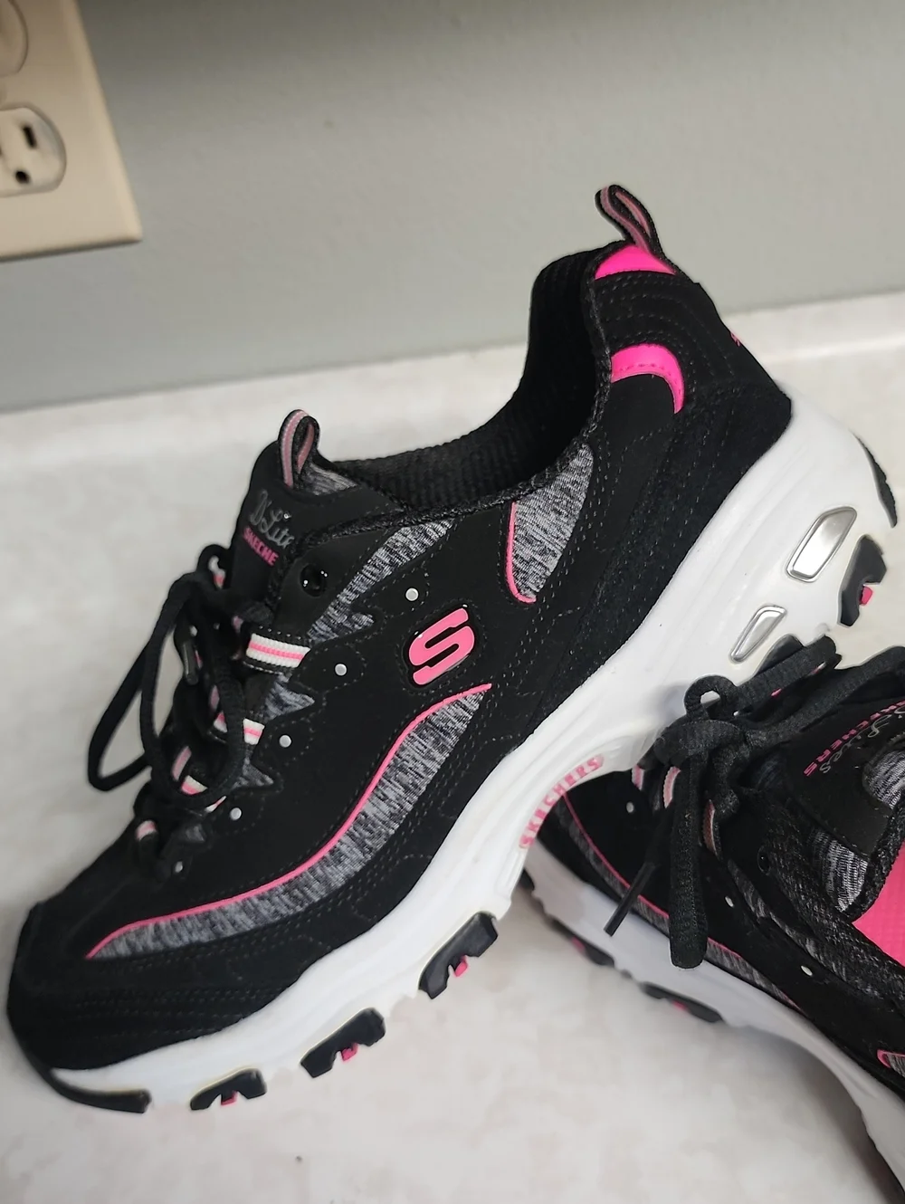 Skechers chunky athletic